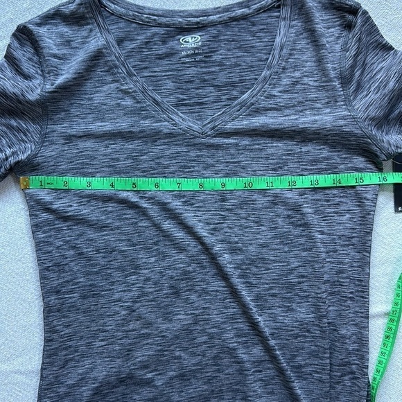 Athletic works grey short sleeve athletic top SZ XS - Picture 7 of 8